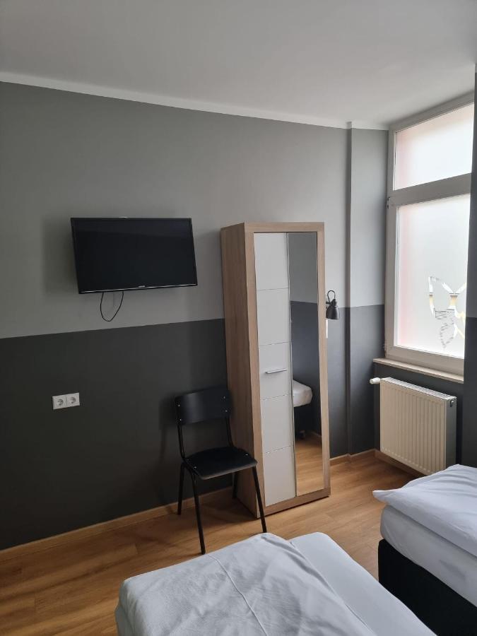Hotel Fly ' In Жак Офенбах Екстериор снимка