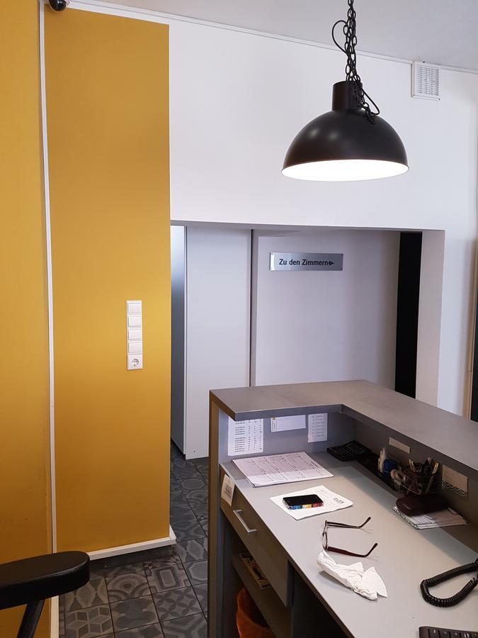 Hotel Fly ' In Жак Офенбах Екстериор снимка